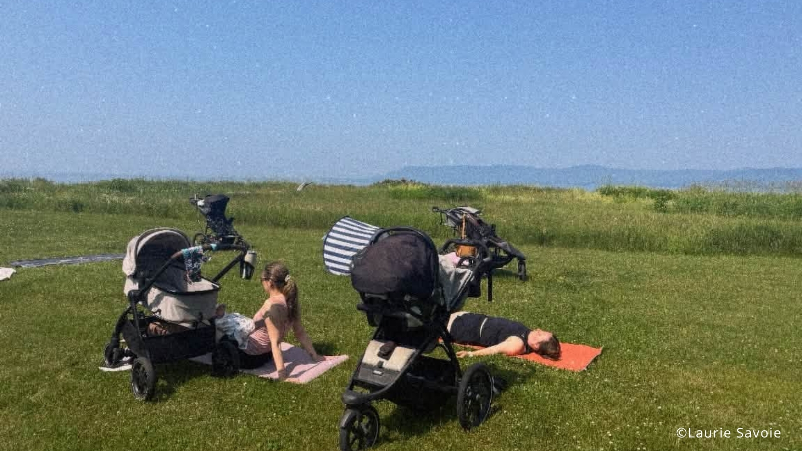 Yoga-mamanbebe-PointeTaylor-LaurieSavoie